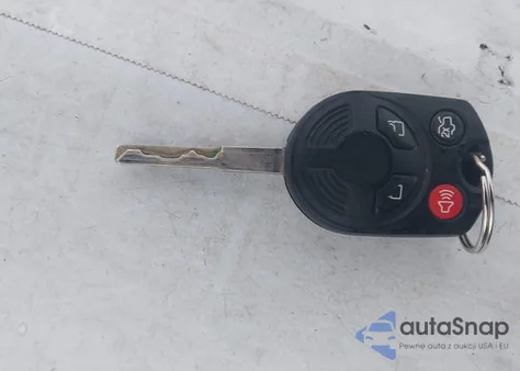 2016 Ford Focus Se z USA, uszkodzony, nr VIN 1FADP3F23GL372955